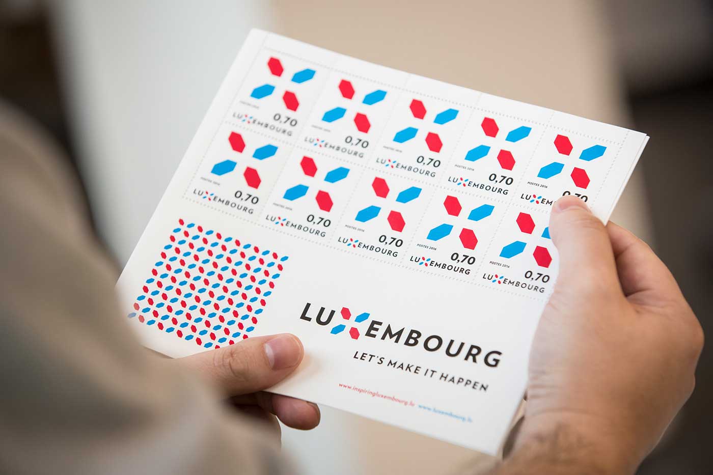 卢森堡国家简约现代品牌logo设计